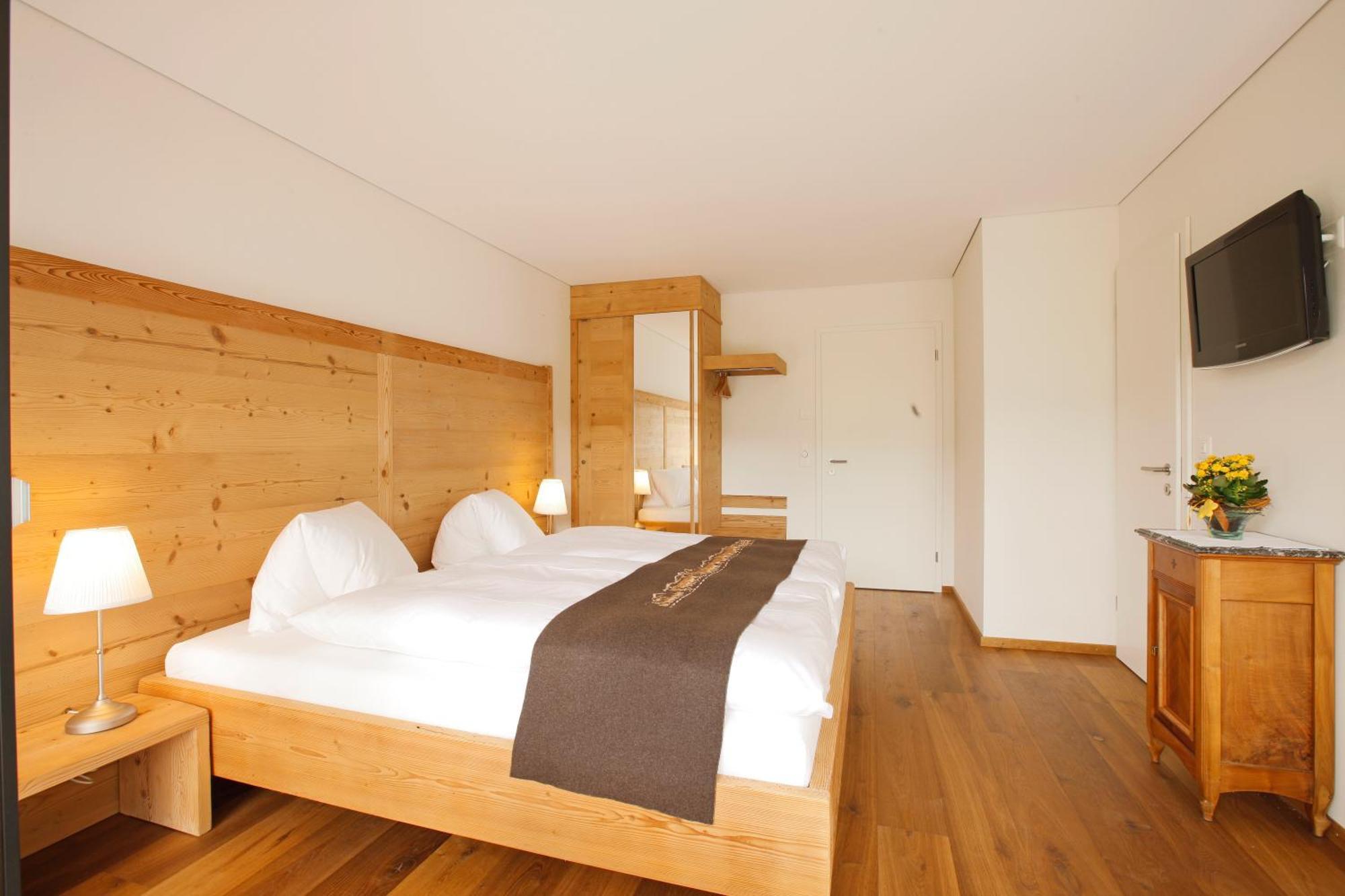 गेस्ट हाउस Baeren - Gaestehaus Gais